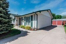 Southdale Bungalow for sale:  3 plus 1 in the basement 1,206 sq.ft. (Listed 2020-12-07)